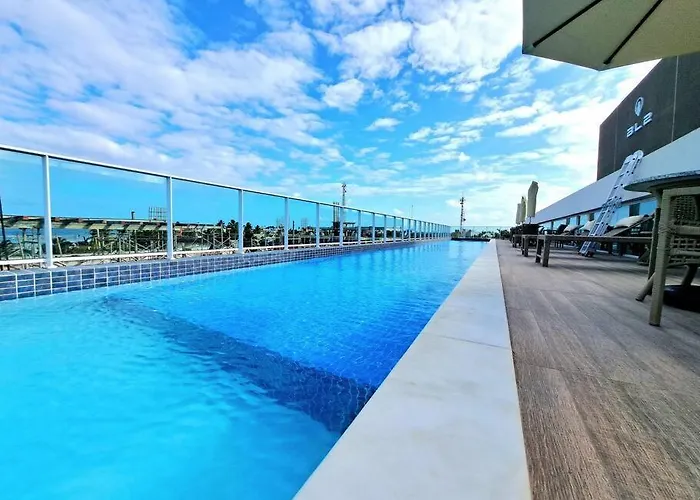 Luxo e conforto à 50 M das piscinas naturais Pôrto das Galinhas